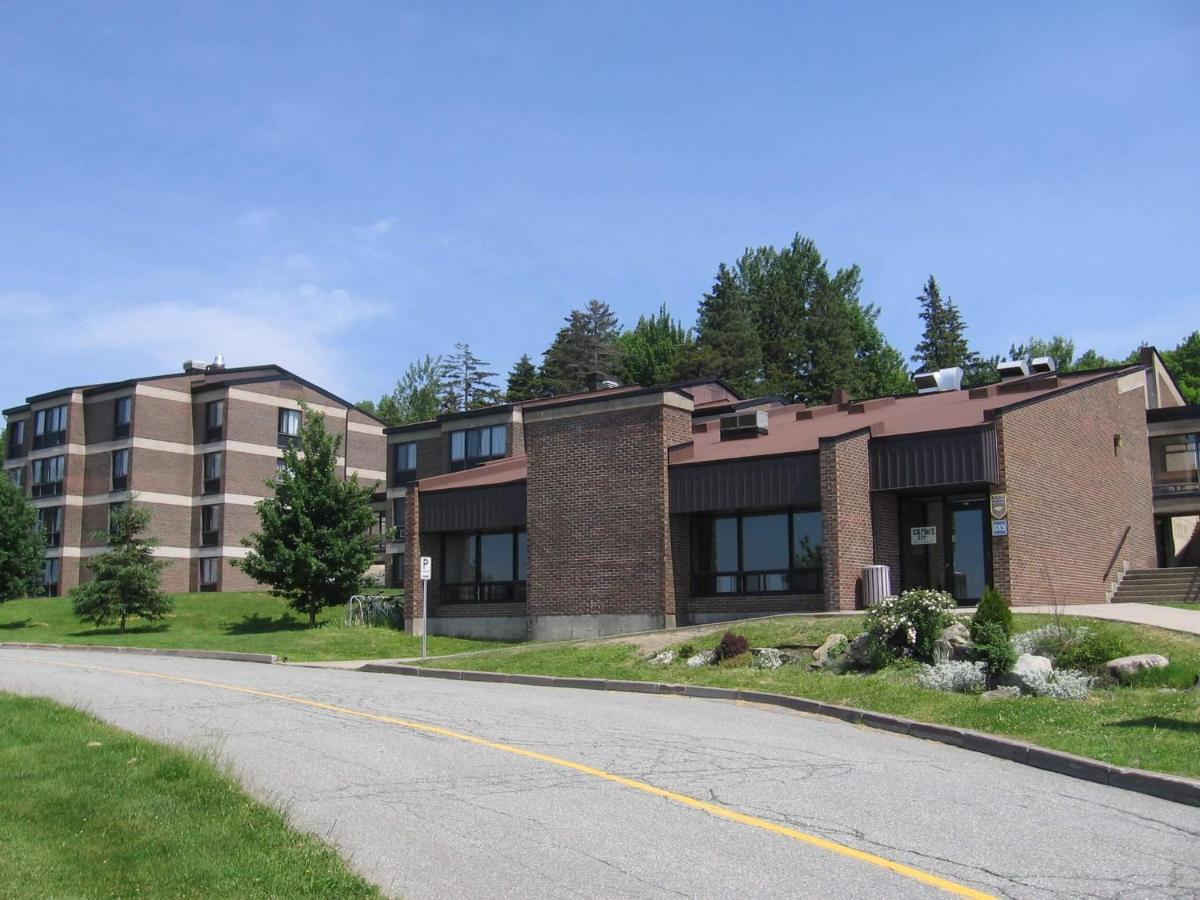 Hotel Au Campus Sherbrooke Exterior foto